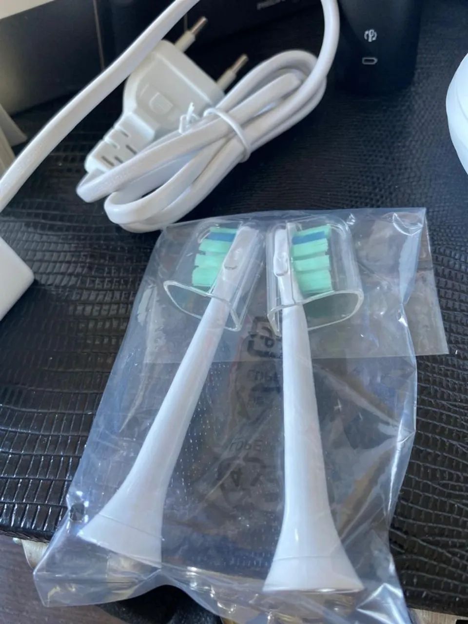 Escovas de dentes elétrica  - Foto 5