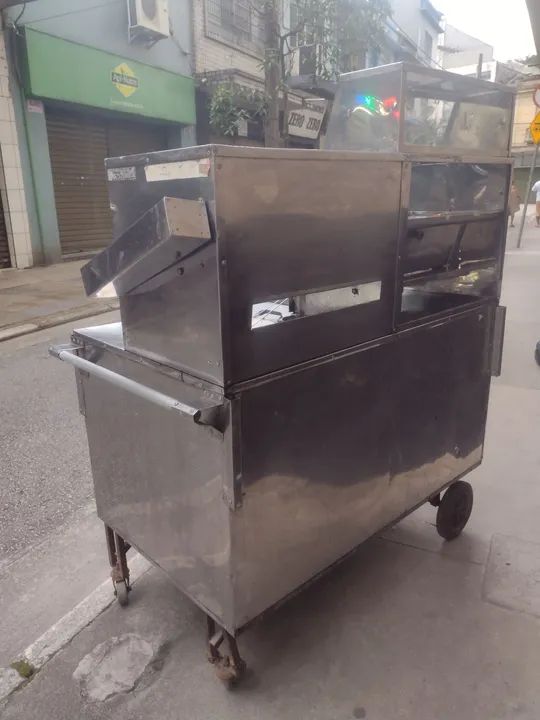 Carinho cachorro quente e pastéis R$900 - Foto 4