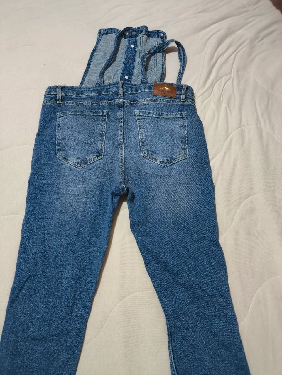 Aproveite Macacão Jeans Feminino - Foto 3