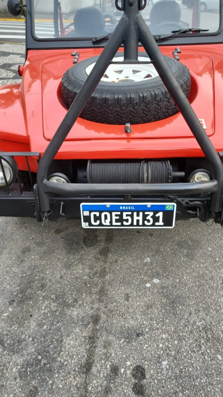Carro de colecionador Gurgel XT Xavante 1972e