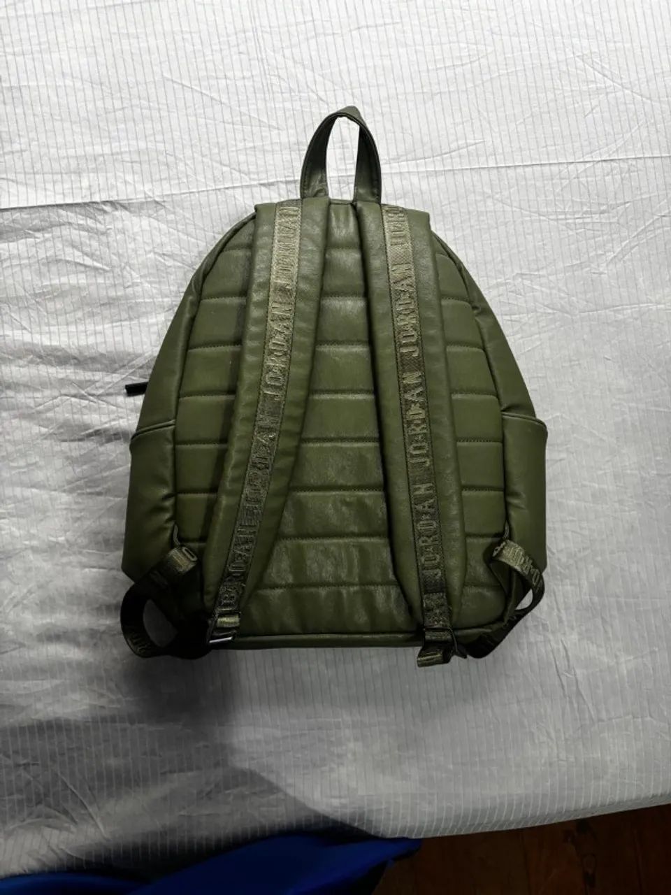 Mochila Jordan verde, Original e Sem uso! - Foto 4