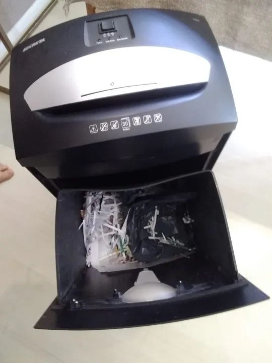 Fragmentadora Secreta S300D - 30 folhas / CD / Cartões - Foto 6