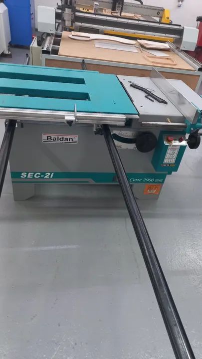 Serra Esquadrejadeira Baldan modelo Sec 2i semi nova com motor trifásico  - Foto 3