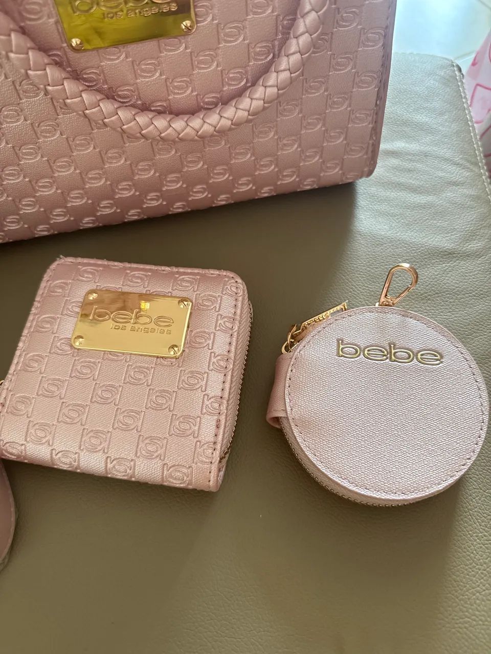 Bolsa em Couro Bebe - Rosa Claro com Acessórios - EUA - Foto 5