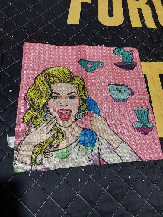Capa de Almofada Decorativa Pop Art -  Linda e Moderna - Foto 3
