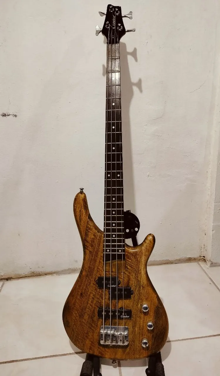 CTR baixo 4 cordas CONDOR BX 12
