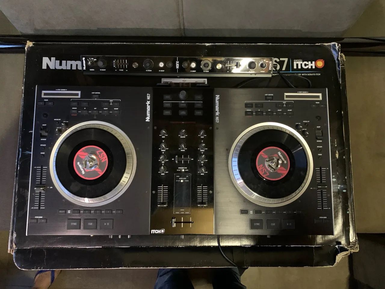 Numark NS7 Controller64289670849923123