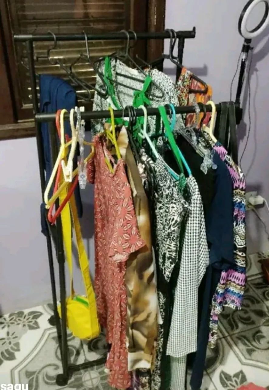 Arará dupla de roupa sapateira e rodinhas - Foto 5