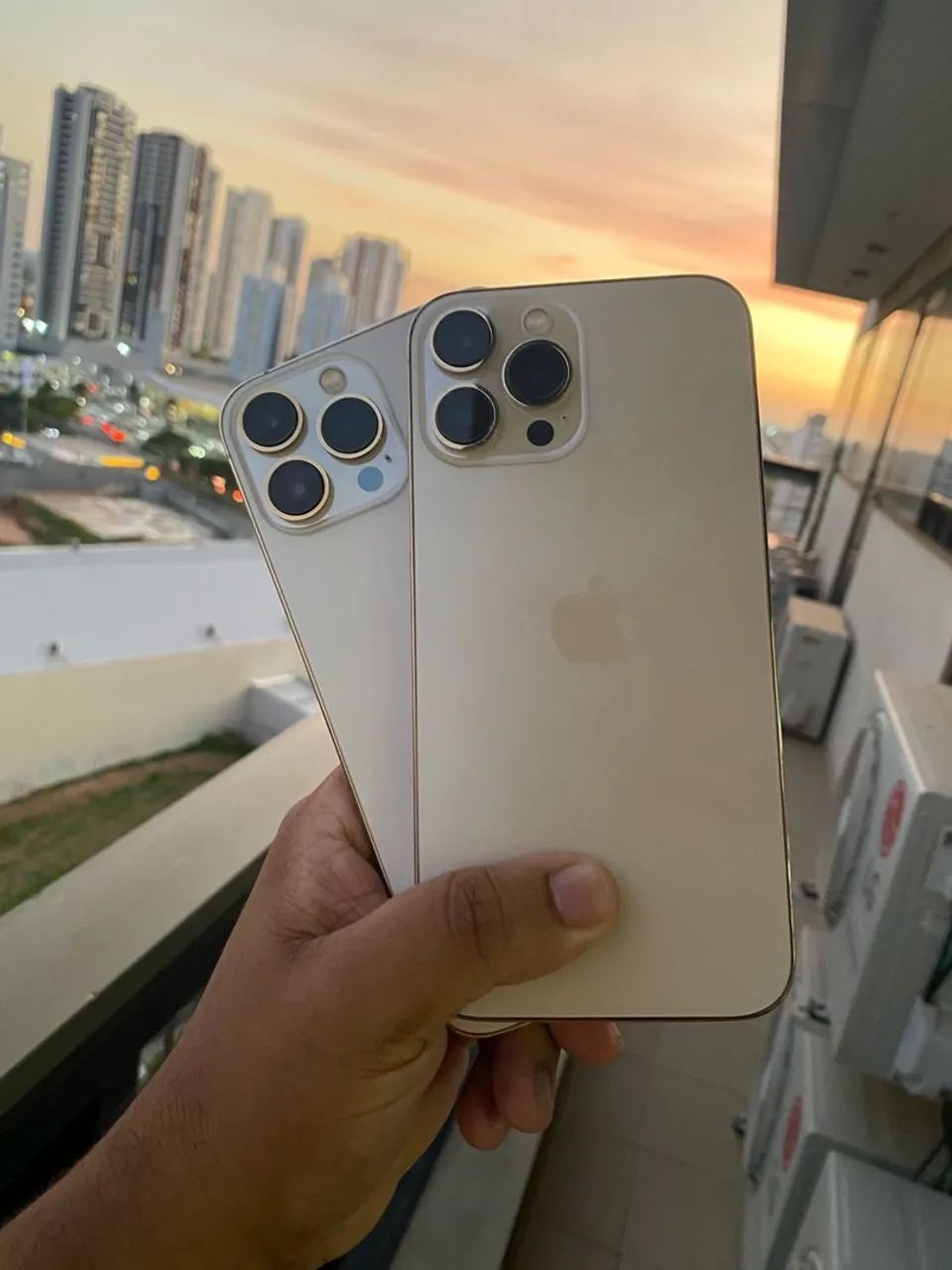 13 Pro Max GOLD 128gb / ME CHAMA 