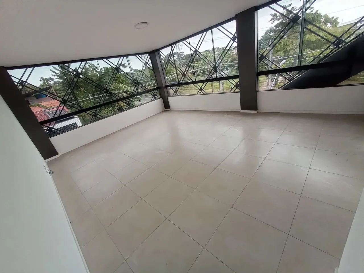 Sala para aluguel com 50 metros quadrados em Parque 10 de Novembro - Manaus - AM
