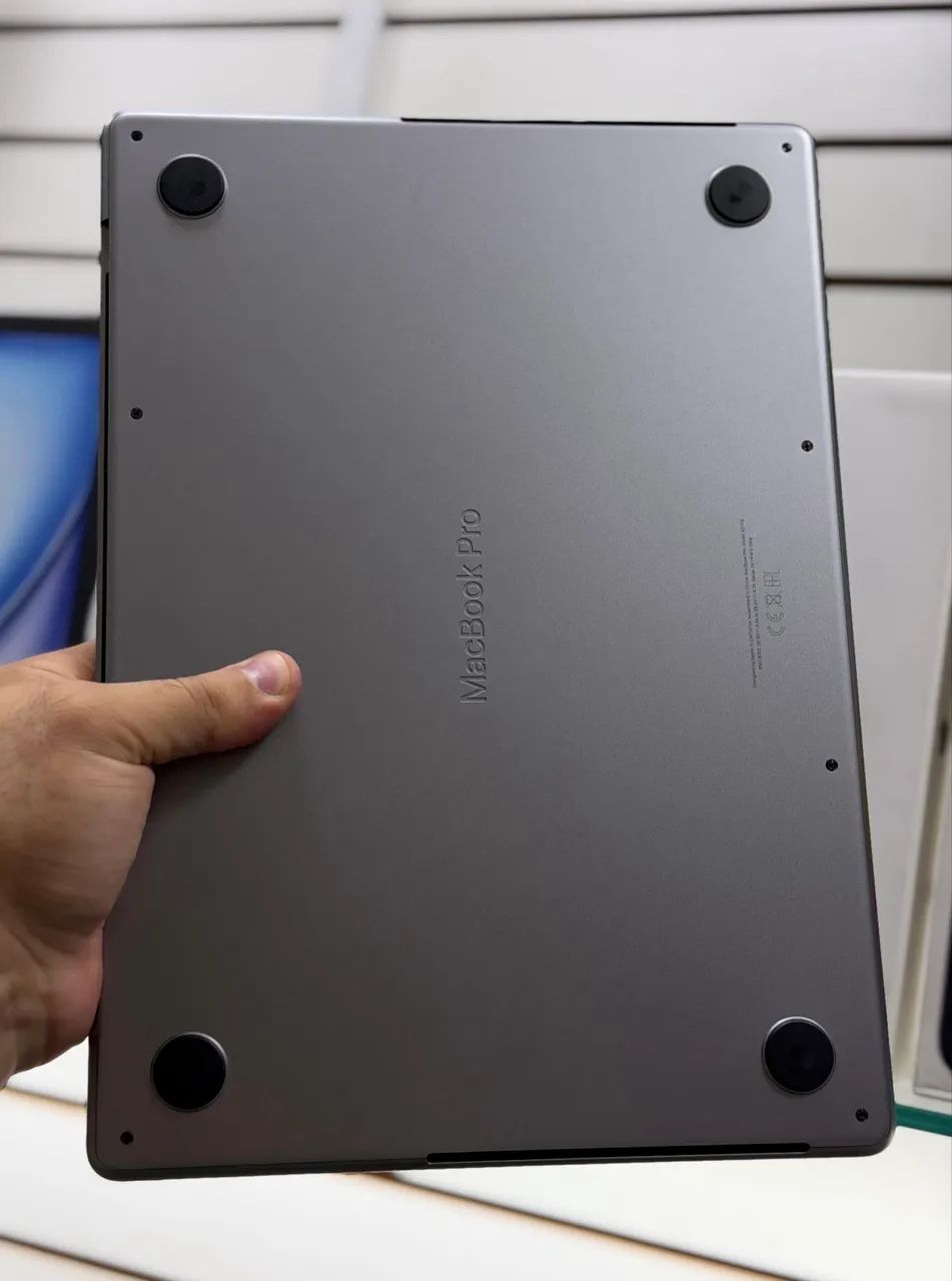 Macbook pro 14 polegadas chip m2 pro 16gb / 512gb LOJA FÍSICA sem