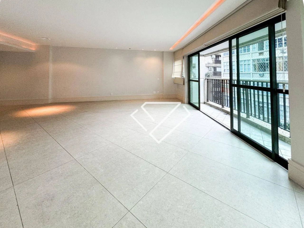 Apartamento com 3 quartos à venda, 170 m² por R$ 2.700.000 - Jardim Botânico - Rio de Jane - Foto 2