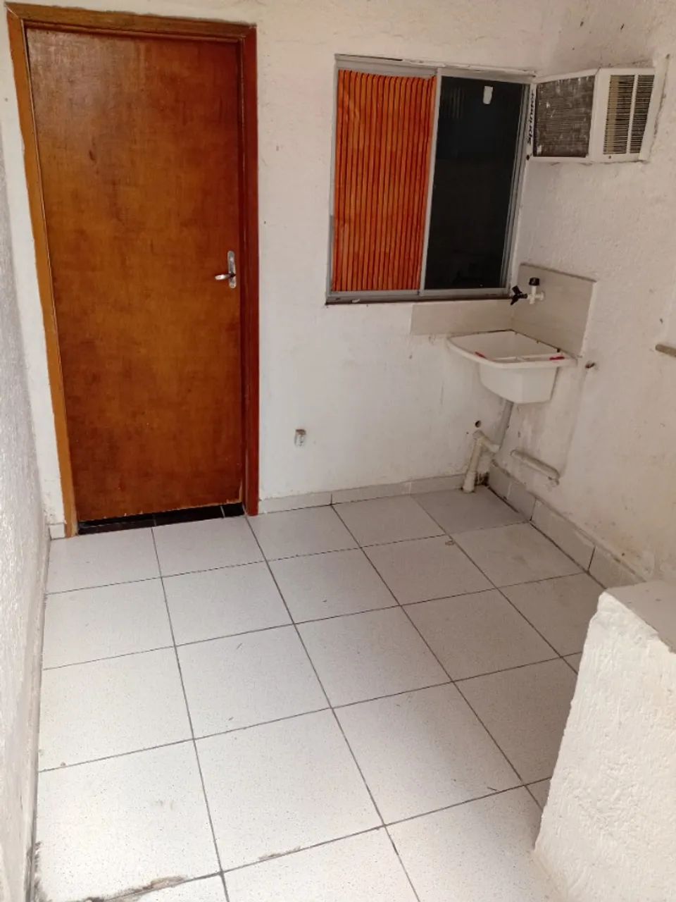 Alugo casa em pedra guaratiba  - Foto 6