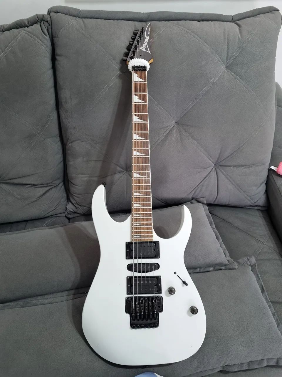 Guitarra Ibanez RG 370 dx Series - Branca - Instrumentos musicais