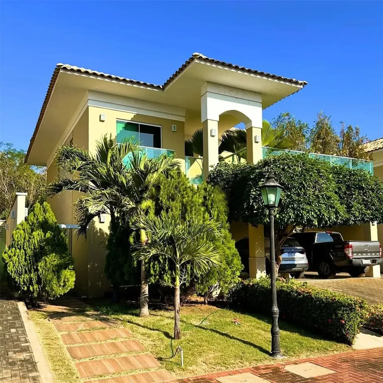 CONDOMÍNIO DUPLEX VILLA DE VALEGA