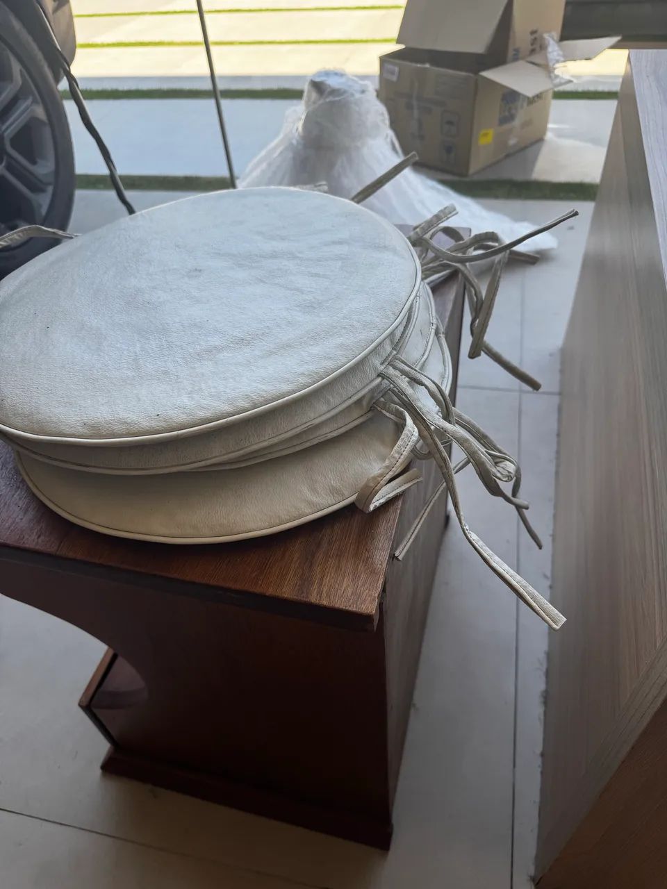 Futons Redondos - Usados, Conservados, com Alças de Amarração - Foto 3