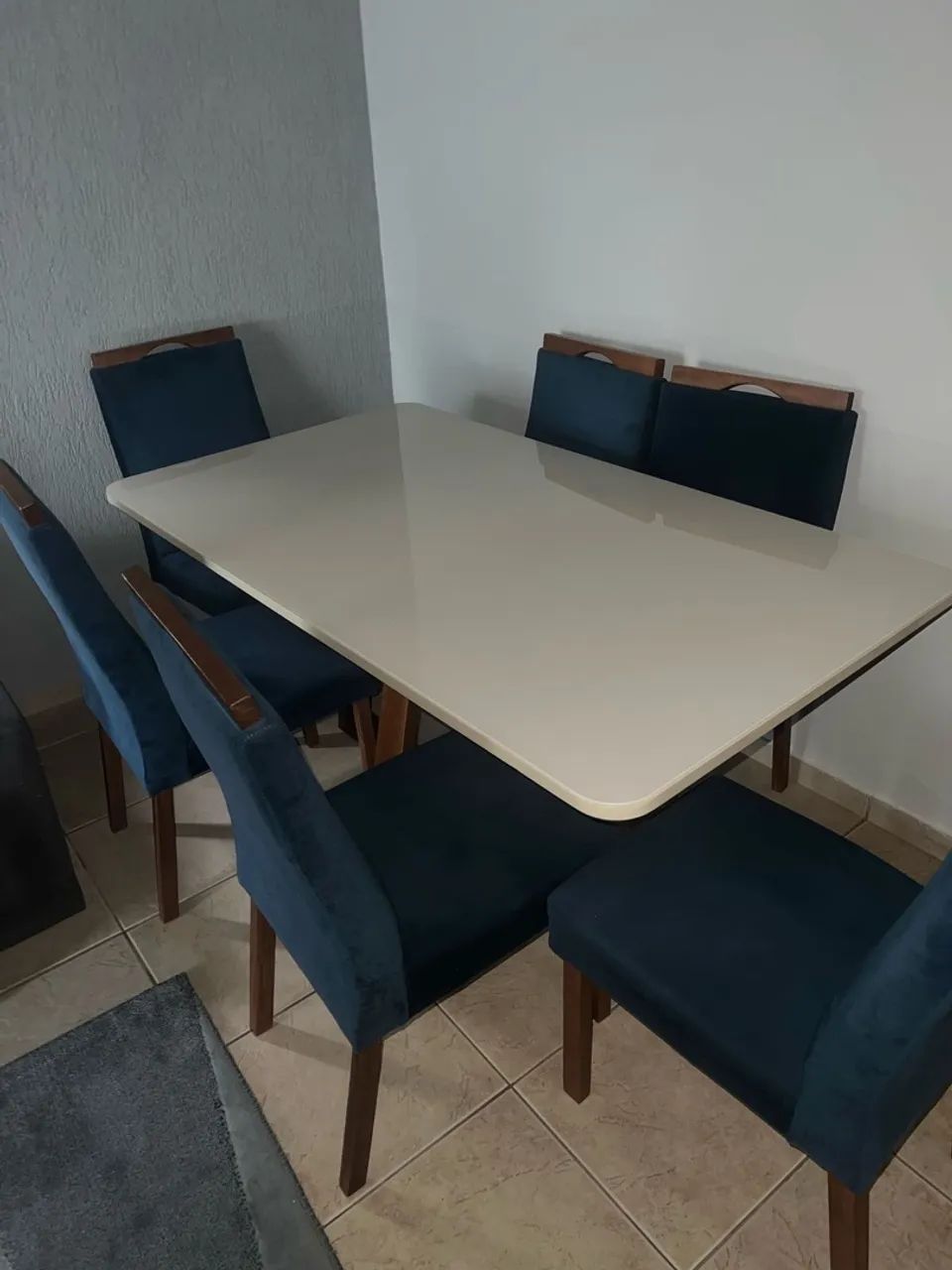 Conjunto de Mesa e Cadeiras para Jantar