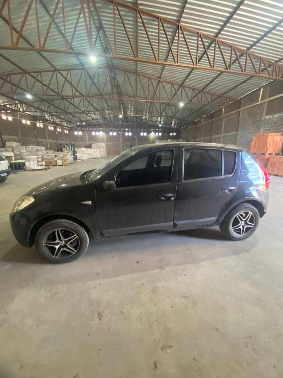 SANDERO 1.6 COMPLETO -