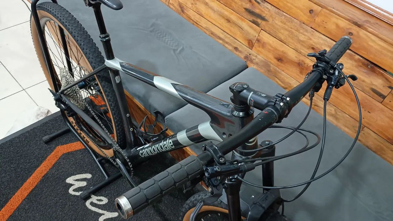Bicicleta Mtb Cannondale F-si  - Foto 4