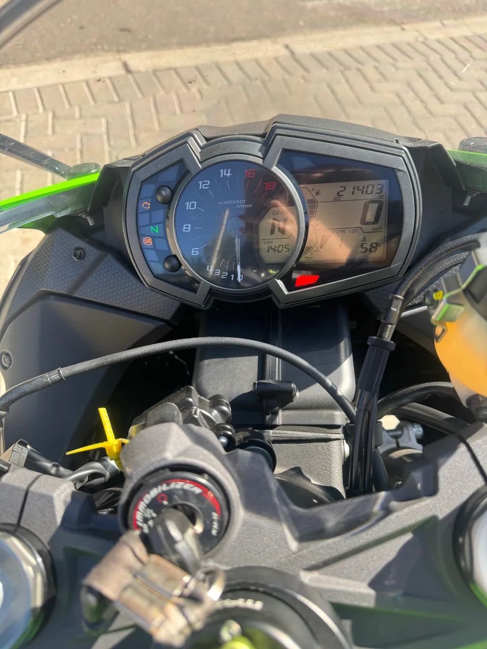 Kawasaki Zx-6r 636cc 2020 - 1456426025 | OLX