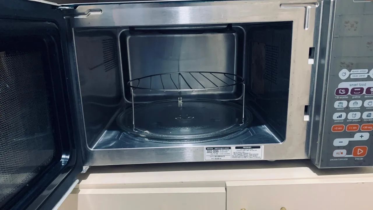 Micro-ondas Brastemp 30 Litros - Foto 2