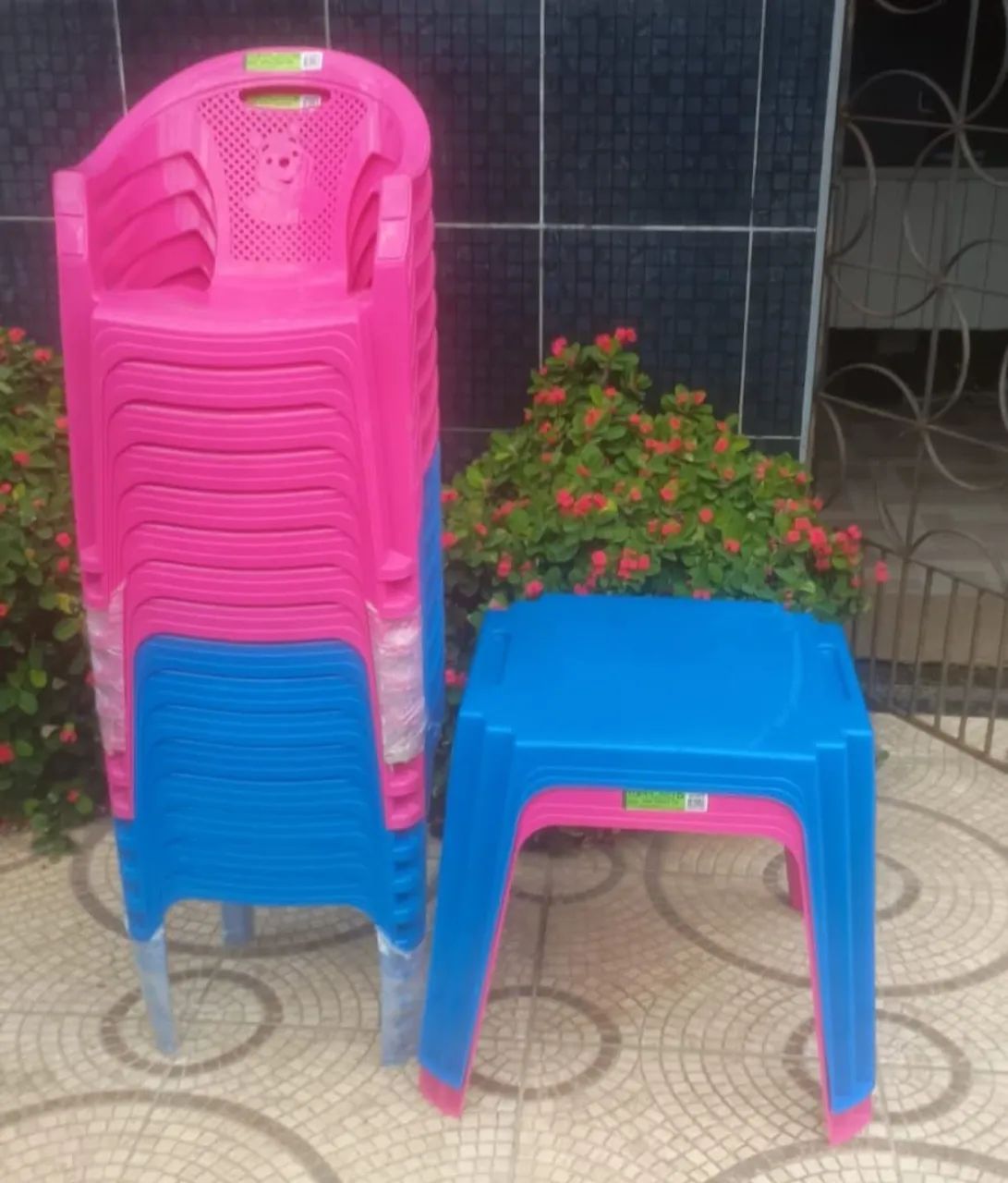 Mesa e cadeira infantil  - Foto 2