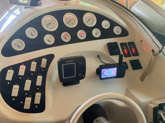 Lancha Runner 335 Parelha Mercruiser Diesel - Foto 11