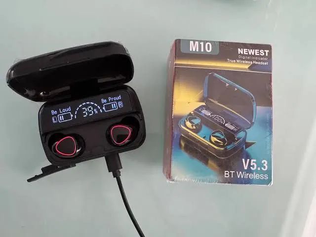 Fone de Ouvido Bluetooth TWS M10 Bluetooth - Foto 2