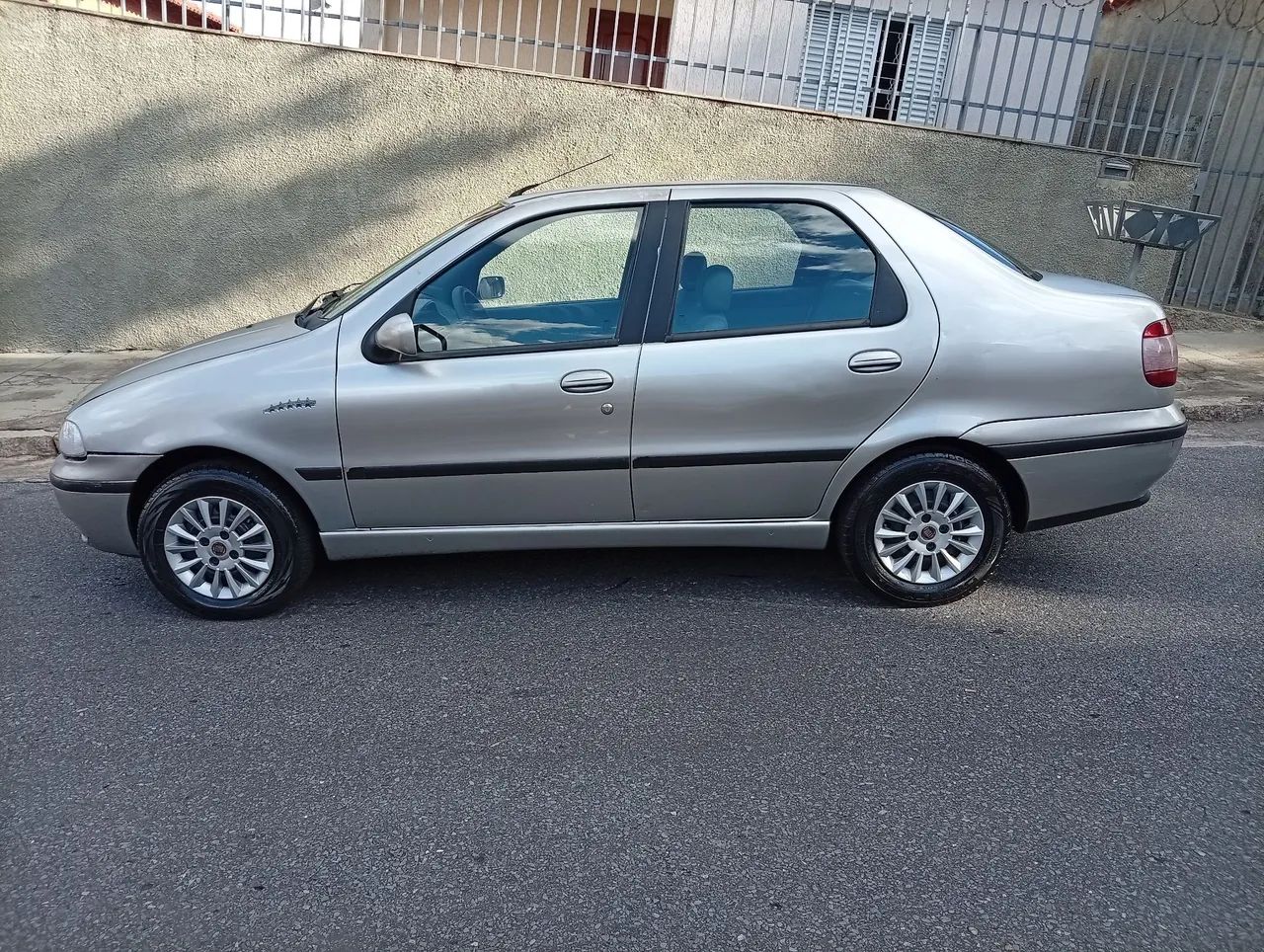 Fiat Siena SIENA 1.0 MPI/ 500 1.0 MPI 2000