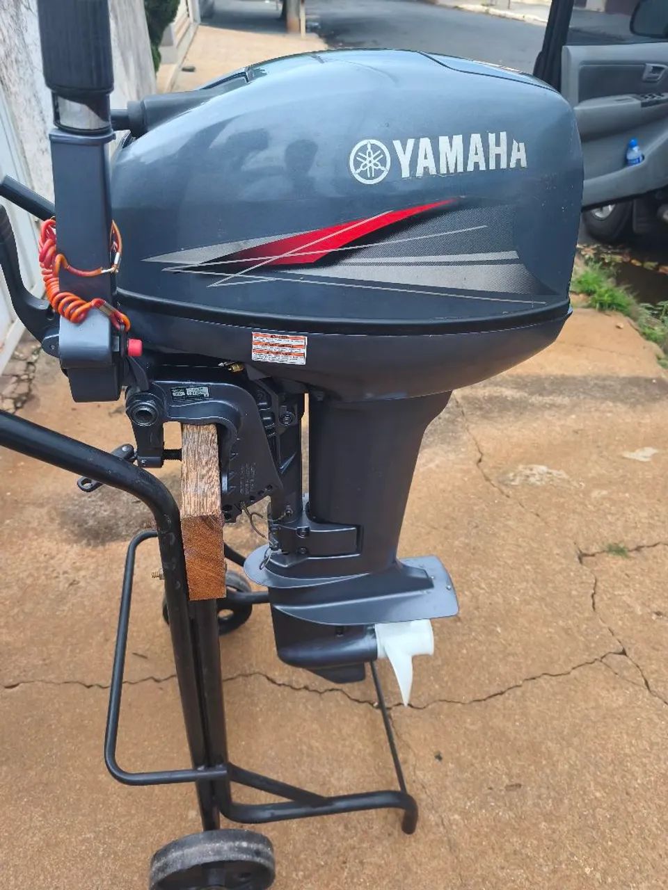 Motor de Popa 15 HP Yamaha 2013