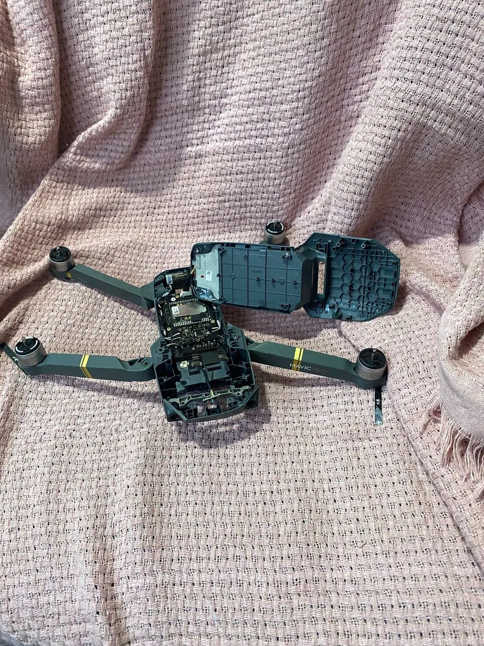 Drone dji mavic pro 1