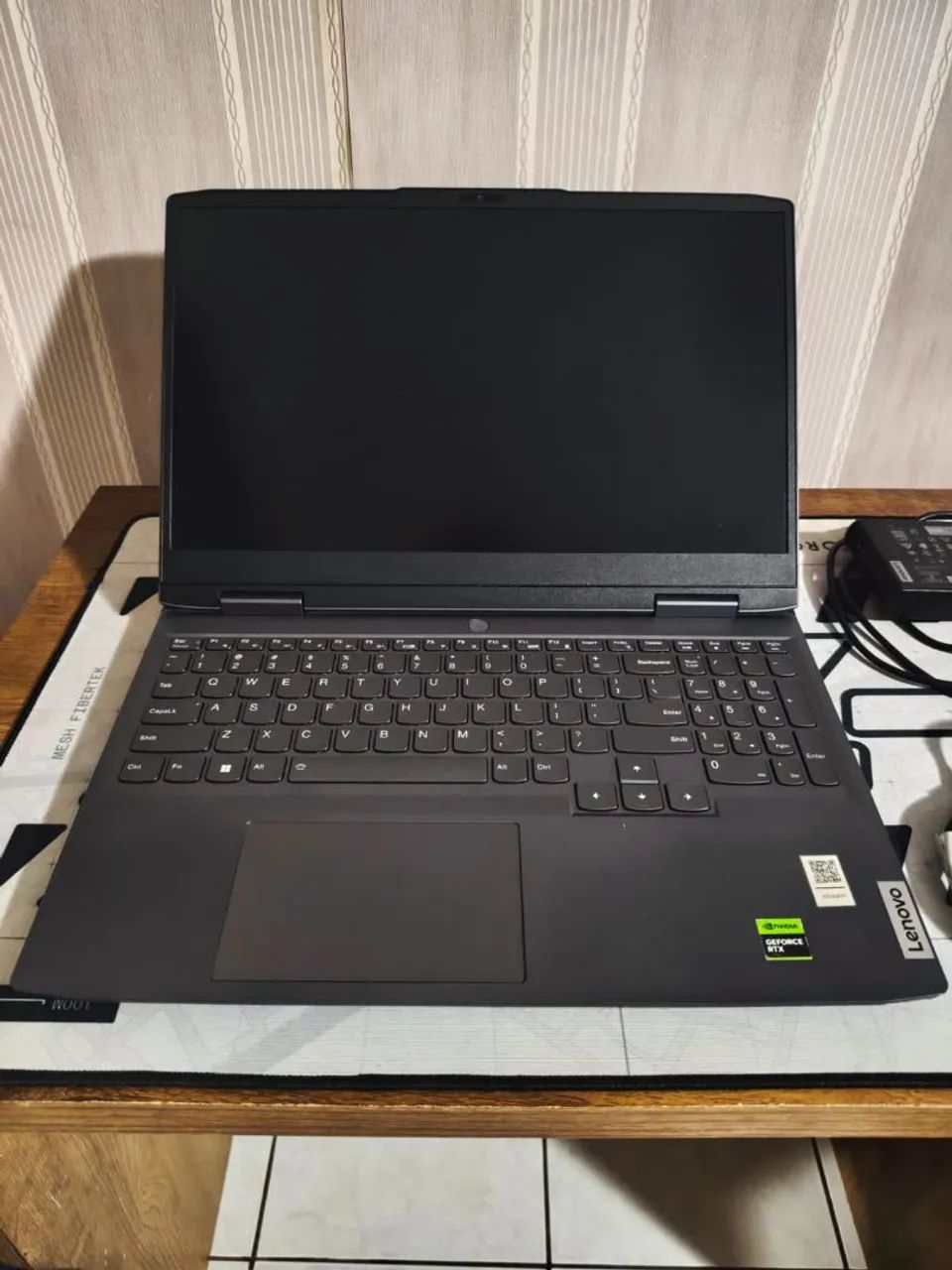 Lenovo LOQ 15IRH8 RTX 3050 6GB i5 13ª Geração 16GB DDR5 SSD 1TB