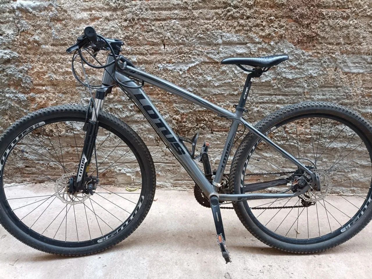 Bike Lotus CXR