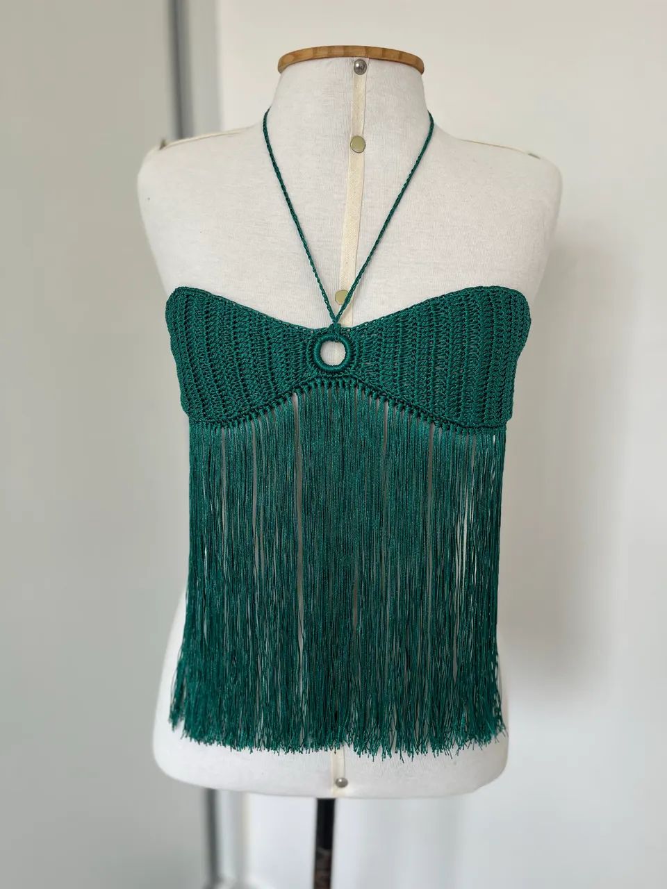 Top franjas verde esmeralda