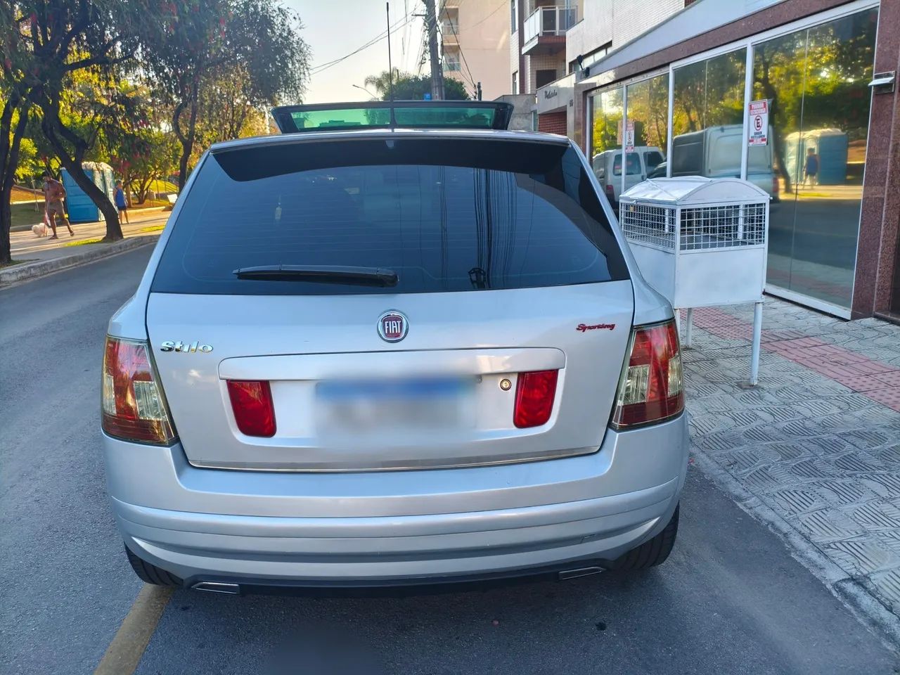 Fiat Stilo Dualogic 1.8 Sporting Flex 8V 5P 2010 - Foto 4