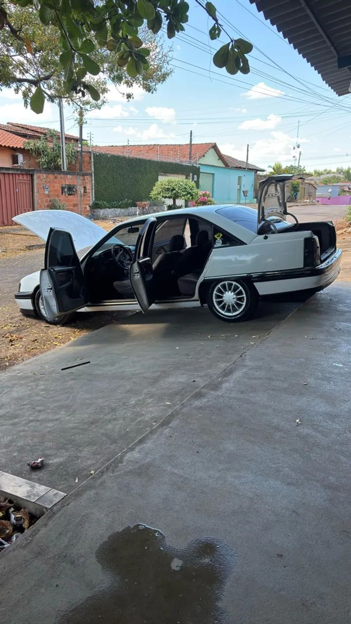 Chevrolet Omega GL 2.0/ 2.2 1995 - Foto 2