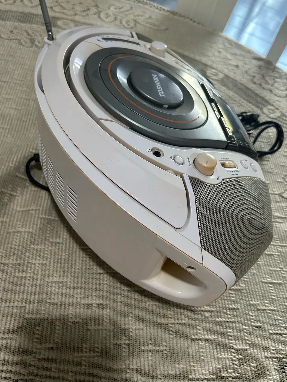 Rádio e toca cds Toshiba - Aceito Ofertas!! - Foto 2