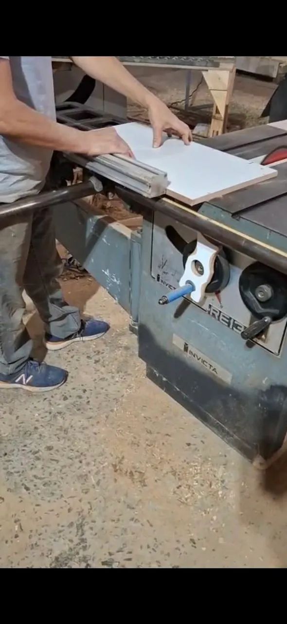 Esquadejadeira Invicta RE13 - Foto 2