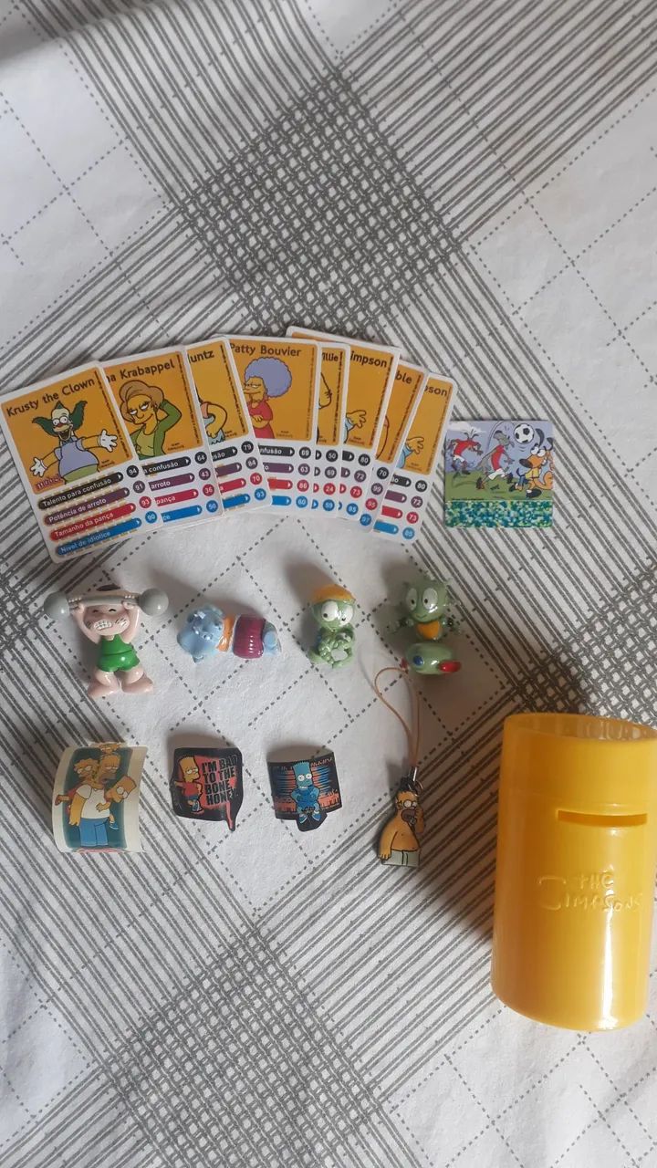 Lote de Brindes Anos 90 e 00