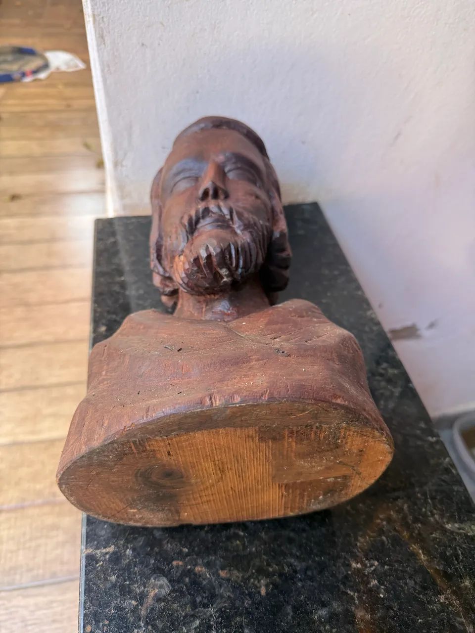 Santo antigo de madeira  - Foto 2