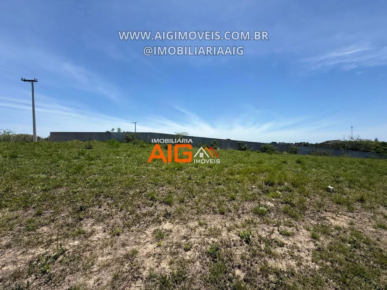 Terreno com 225 m² Pronto para Construção