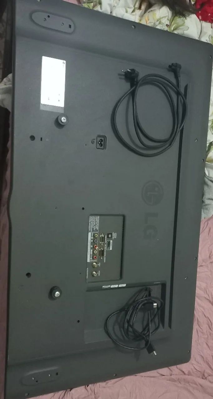 TV LG 42' - NÃO É SMART - Foto 2