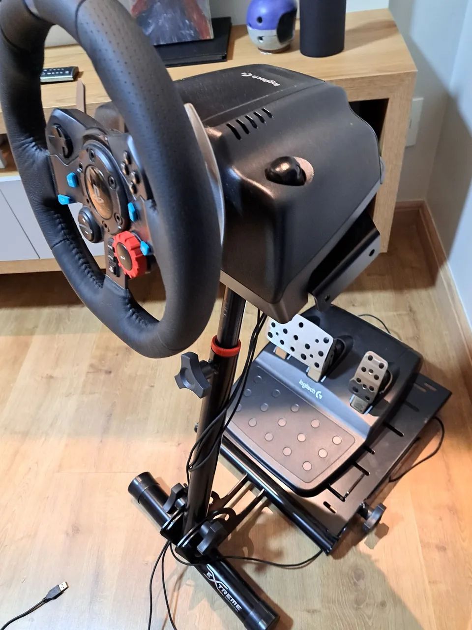 Volante G29 Logitech + Suporte Extreme Simracing **SOMENTE RETIRADA**  - Foto 3