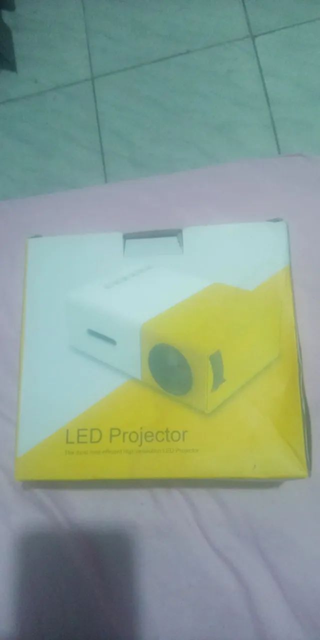 PROJETOR DE IMAGENS LED E HDMI. 70.00