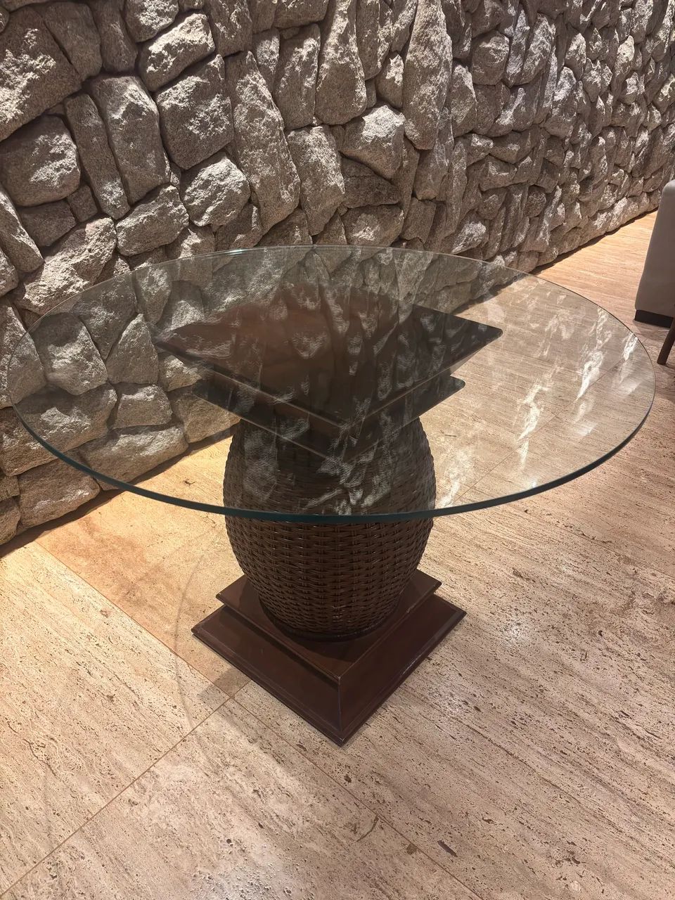 Mesa abacaxi