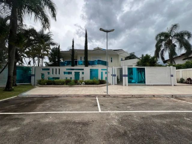 Vendo excelente casa no Park Way na quadra 16