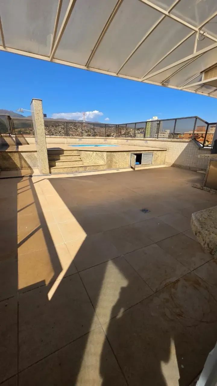 Cobertura com 04 quartos, piscina e 02 vagas - Pompéia - Foto 2