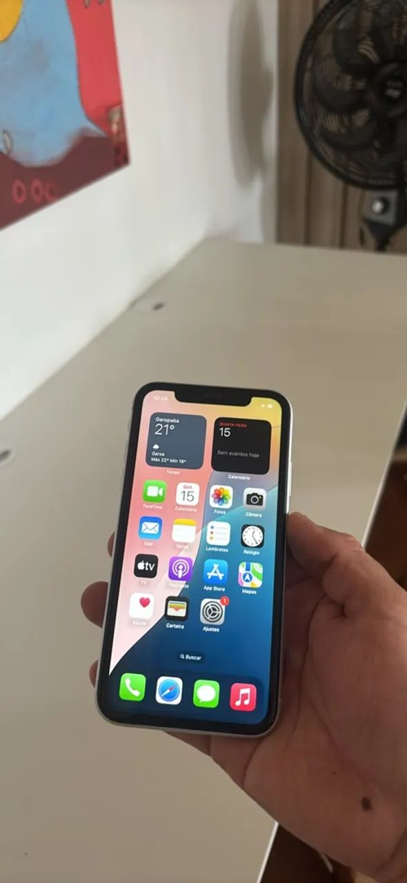 iPhone XR