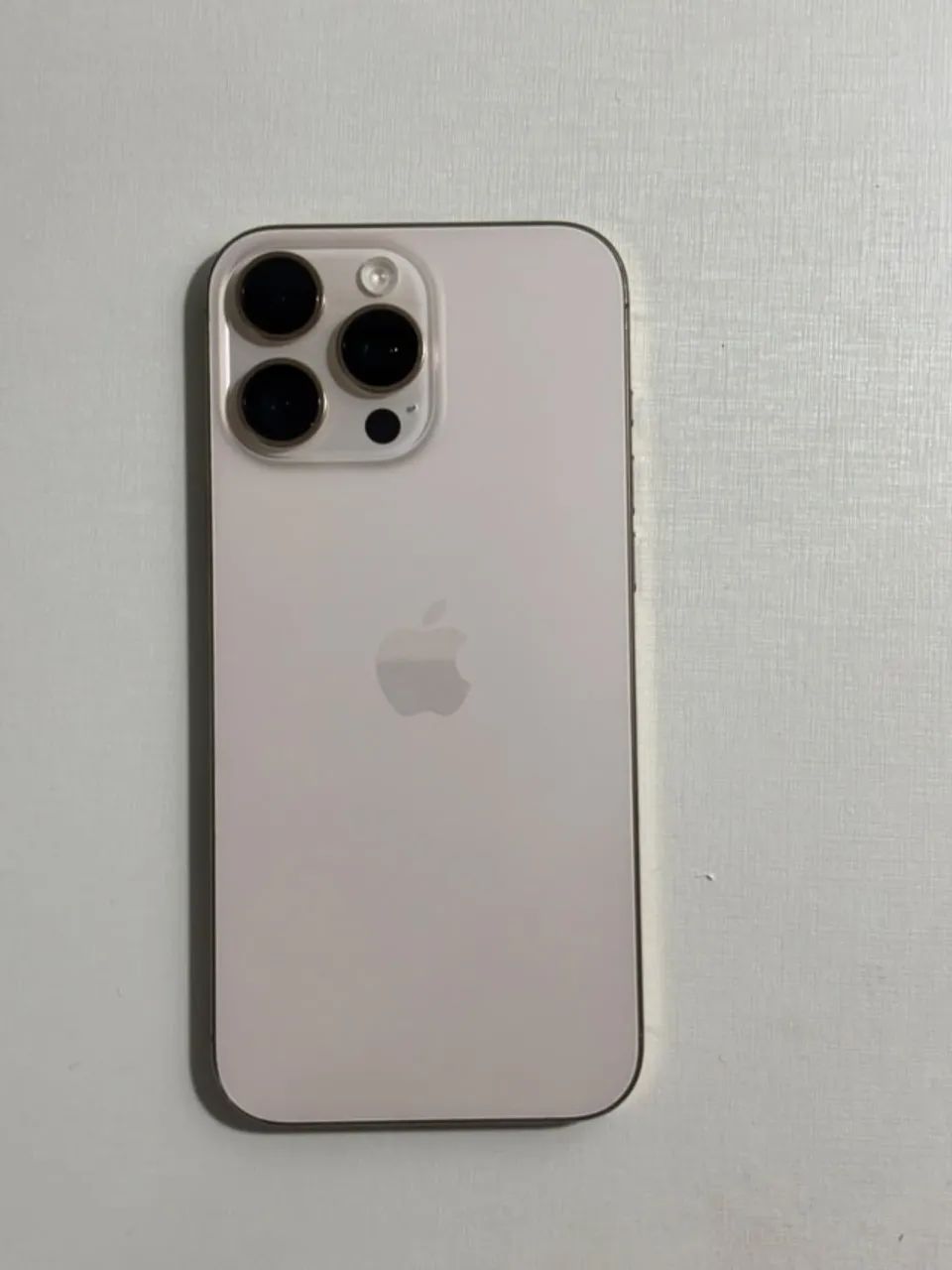 IPHONE 16 PRO MAX (99% bateria)