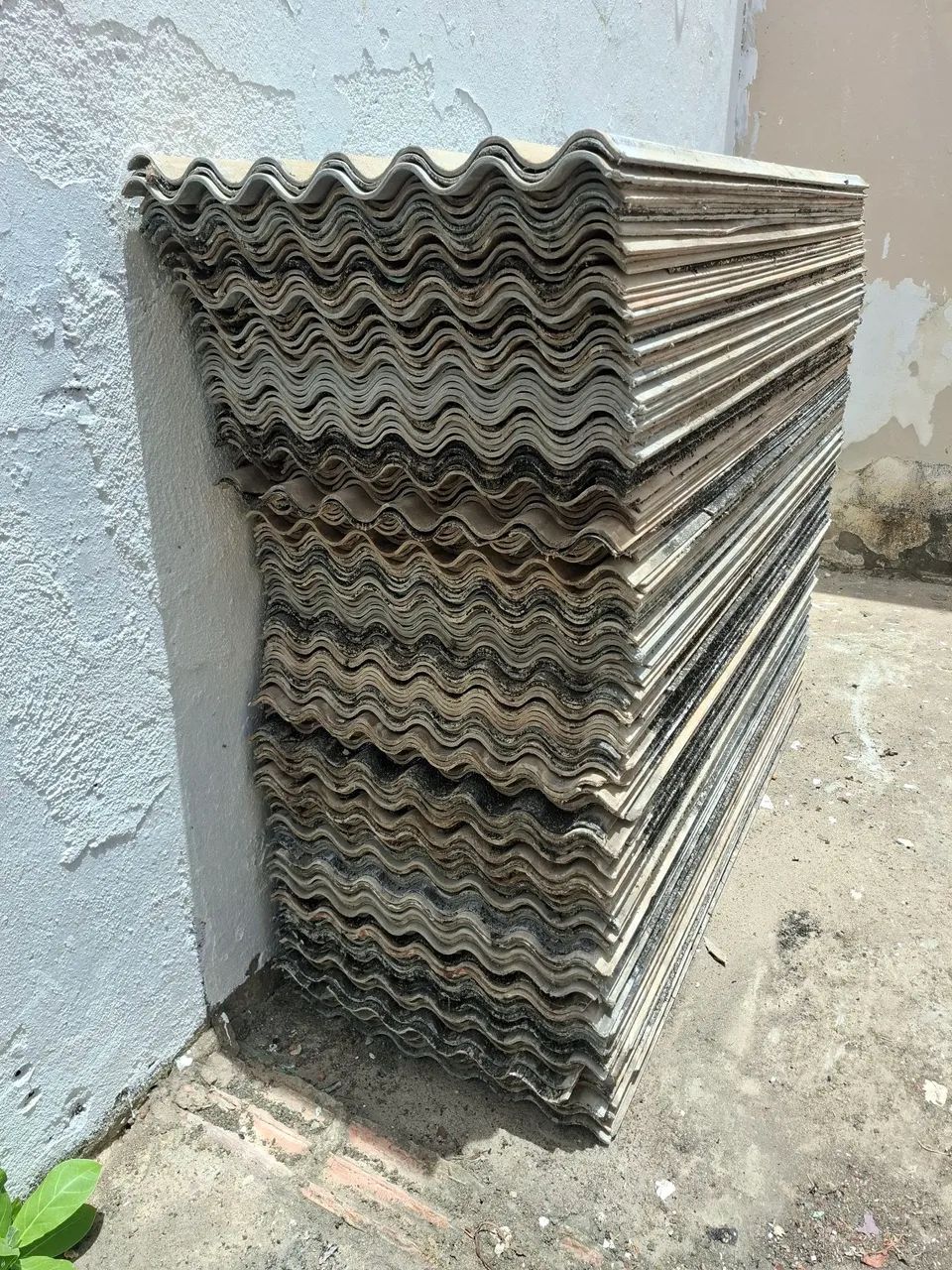 200 Telhas Brasilit de 50x1,20cm
